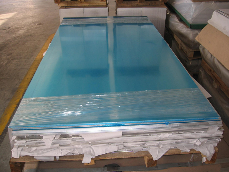 H14 3003 Aluminum Sheet 4x8 With PVC Film Thickness 0.6mm 0.7mm 0.8mm 1