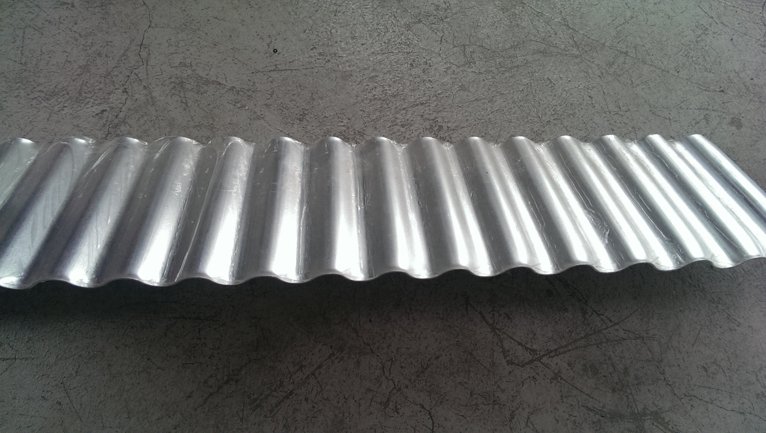 Coated Aluminum Roof Tile 1060 3003 3004 5052 Corrugated Aluminum